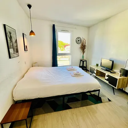 アパート Le Petit Refuge - 2 Personnes - Parking Souterrain *